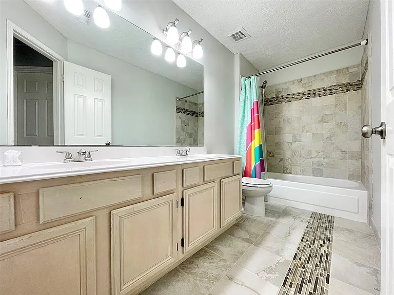 7 Windledge Pl — Photo 39