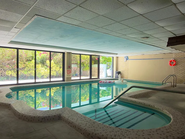 1800 Collins Ave #3H — Photo 29