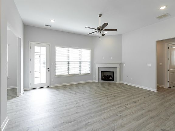 3rd image of 8779 Bedfordshire Dr #40