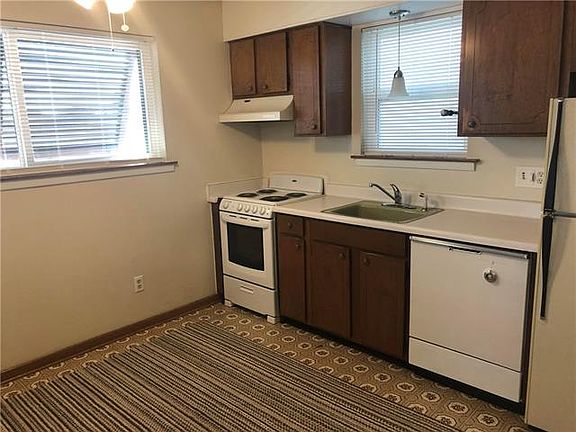 4th image of 3212 Belmont Pl