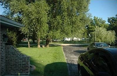 3rd image of 7154 Blackstone Ave