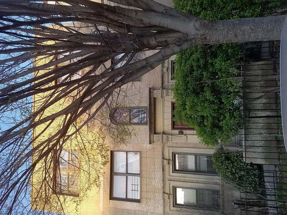 2nd image of 541 E 26th St