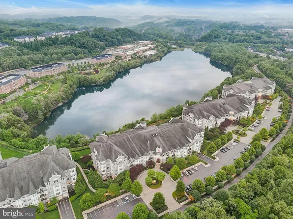 3000 Stone Cliff Dr Unit 111, Baltimore, MD 21209