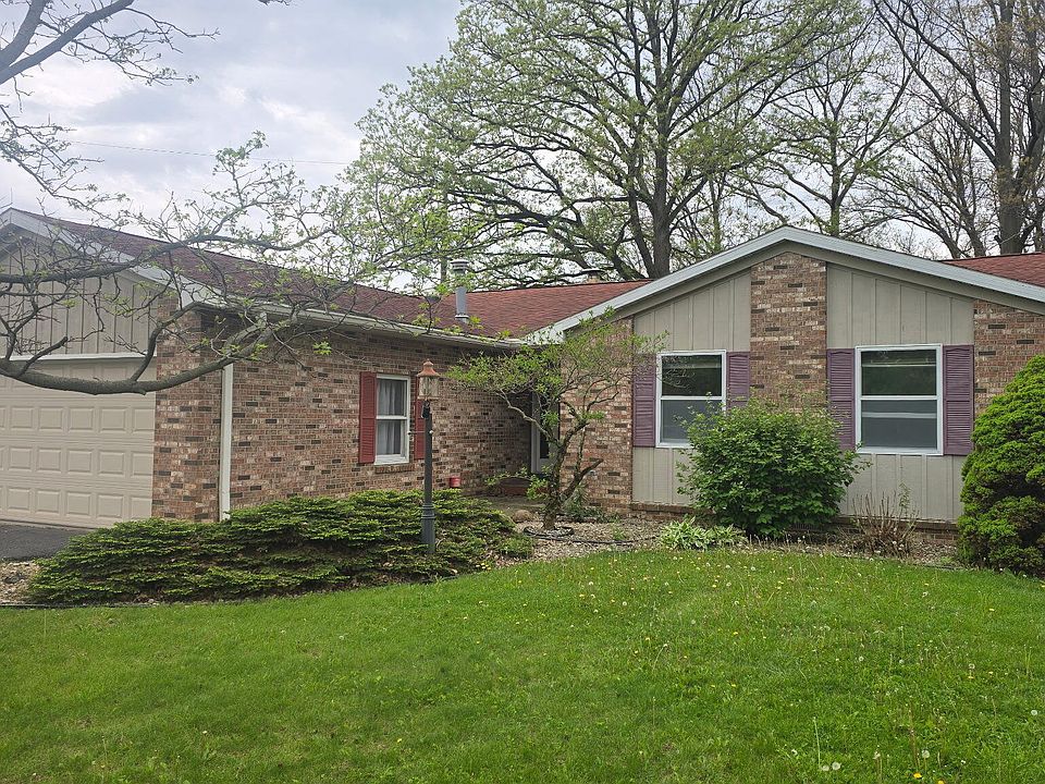 1st image of 3520 Springlake Dr