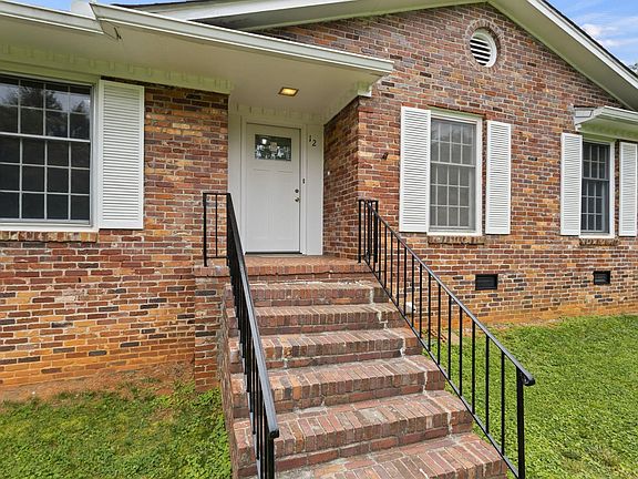 4th image of 12 Galphin Dr