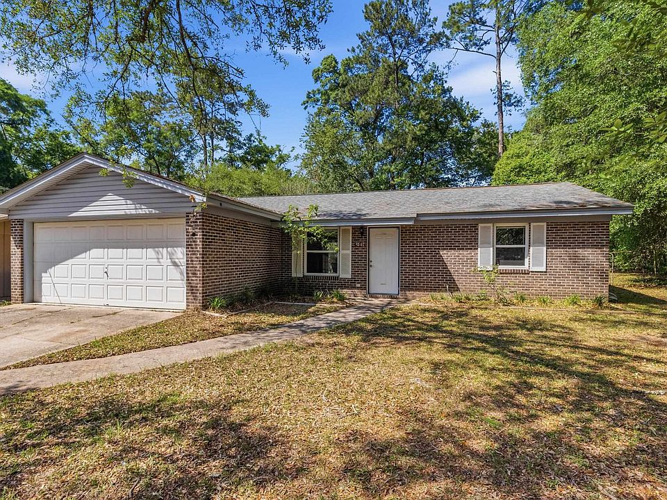 1st image of 4561 Hickory Forest Cir