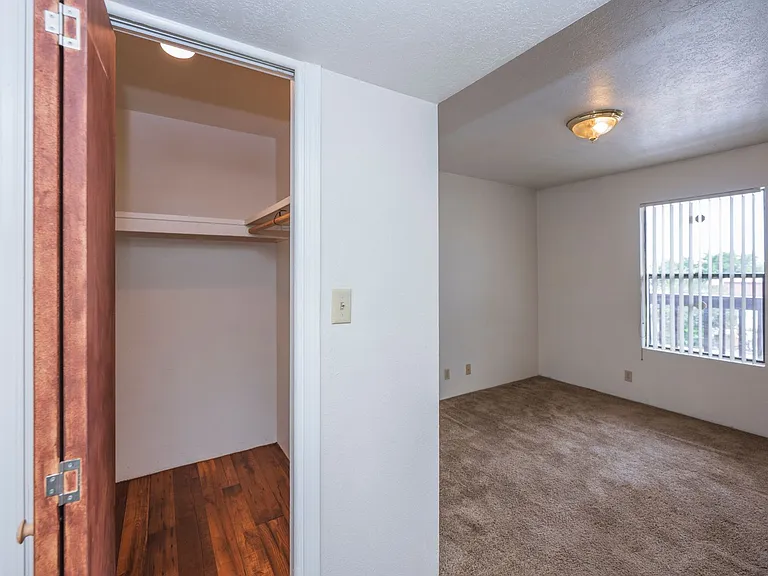 Brandywood Park Apartments — Photo 41