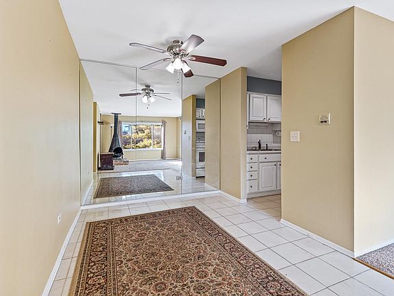 4th image of 6158 Knoll Way Dr APT 202