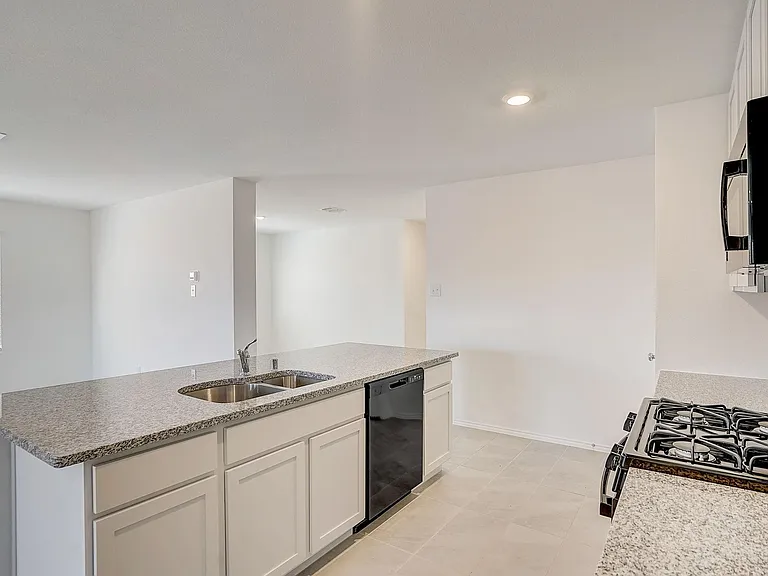 2817 Watchpoint Rd — Photo 16