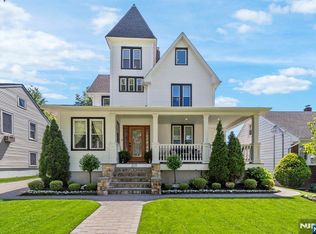 209 W Passaic Ave, Rutherford, NJ 07070