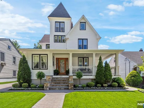 209 W Passaic Ave, Rutherford, NJ 07070
