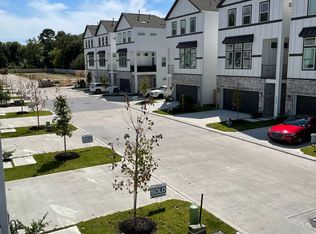 5331 Donovan Gardens Ln, Houston, TX 77091