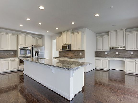5th image of 4422 Camley Way