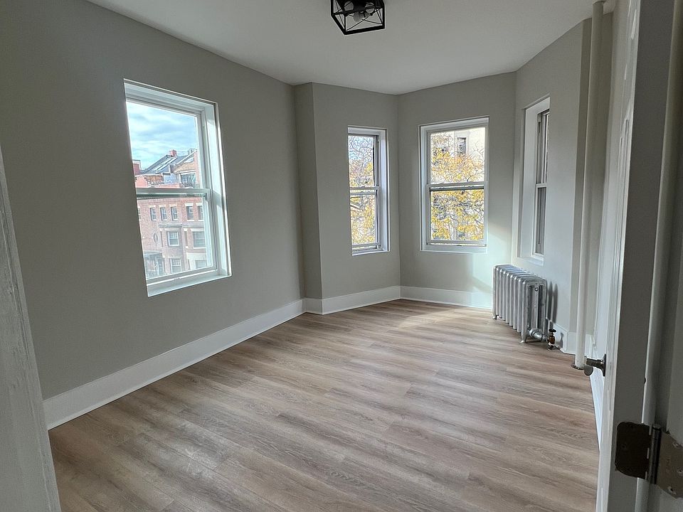 1st image of 59 Hemenway St APT 3