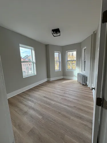 39 Hemenway St #18 Photo 1