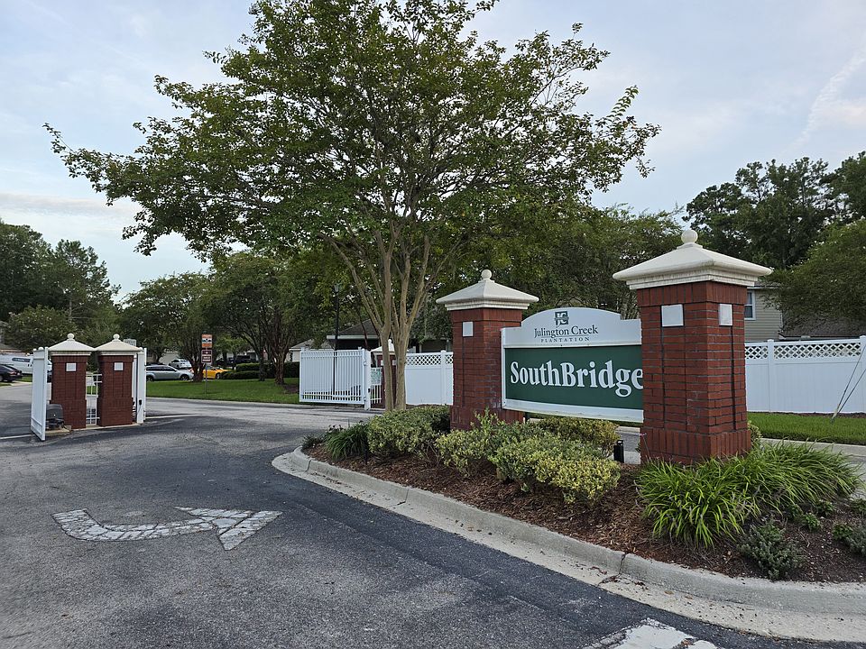 1st image of 500 S Steel Bridge Rd