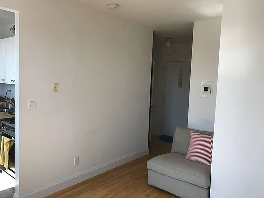 Rented by Tompkins Square Realty | media 20