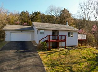 30 Azalea Ln, Branson West, MO 65737