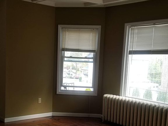 2nd image of 355 Garden Ave #1
