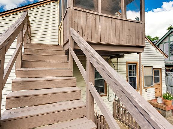 3rd image of 1501 Clayton Ave #B