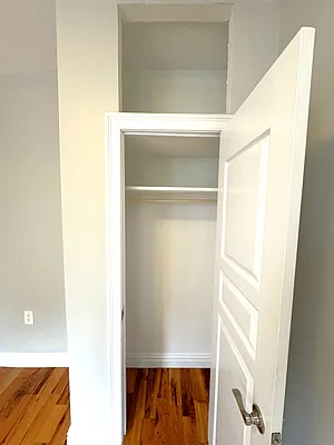 Rented by Pear NYC LLC | media 23