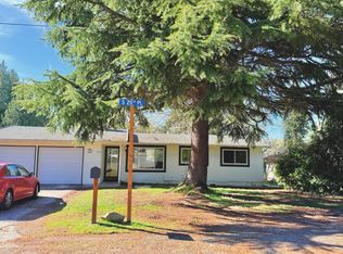 1231 S 211th Pl, Des Moines, WA 98198