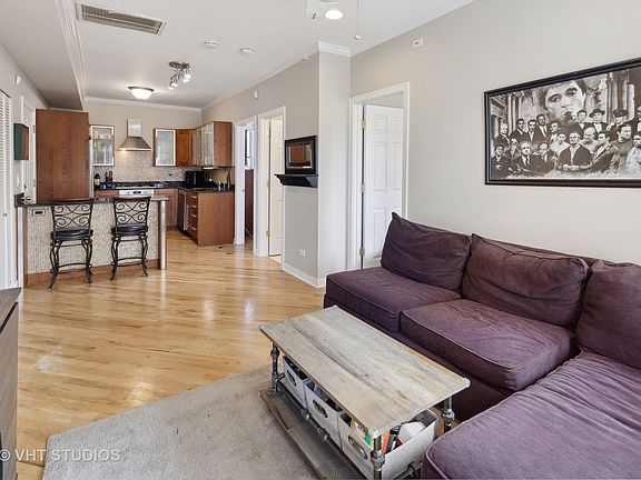 5th image of 3916 1/2 N Kedvale Ave APT 2E