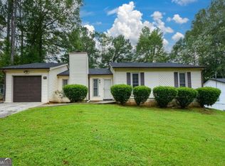 1070 Salisbury Trl, Riverdale, GA 30296
