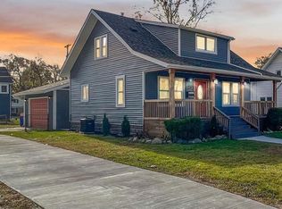 16028 E Forteen Mile Rd, Fraser, MI 48026