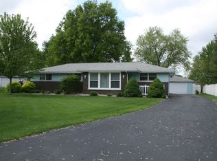 2521 Lockner Blvd, Joliet, IL 60431