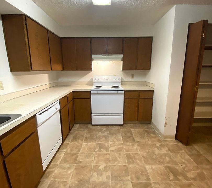 1st image of 2080 NE Darby St #2080