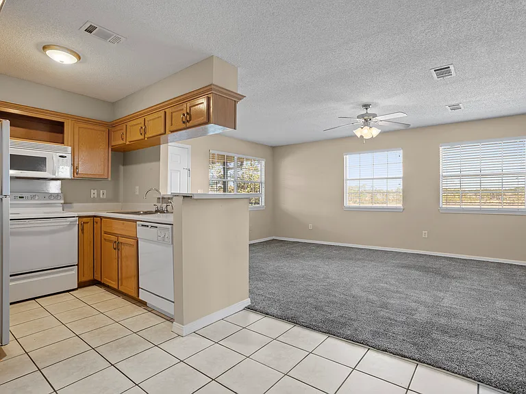 3230 Cumberland Rd #208 — Photo 10