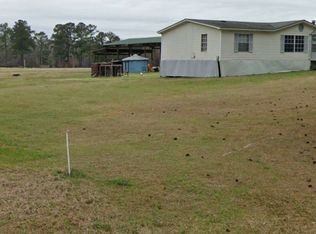 294 Holt Perkins Rd, Cochran, GA 31014