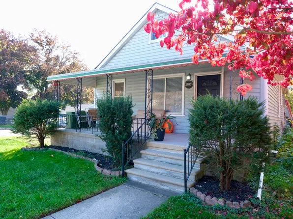 27801 Long St, Livonia, MI 48152