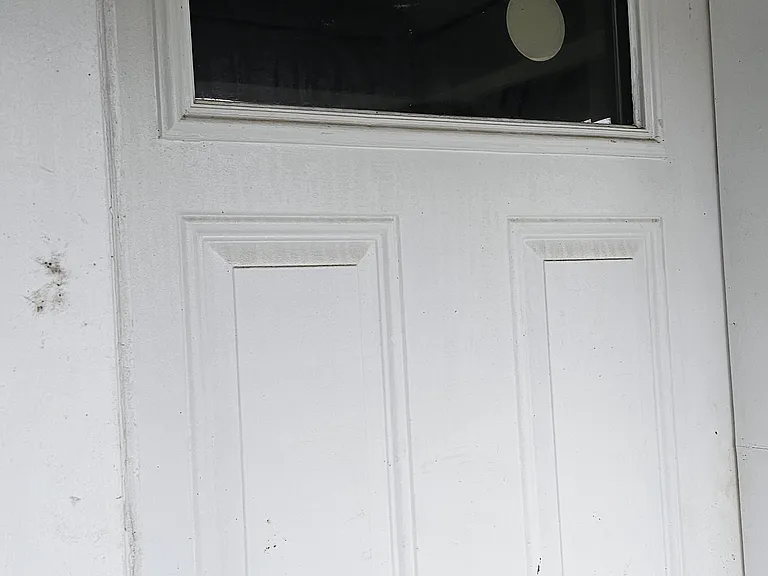 235 Neva Rd — Photo 1