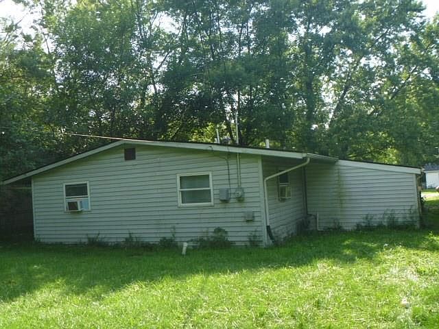 1st image of 2723 N Hawthorne Ln