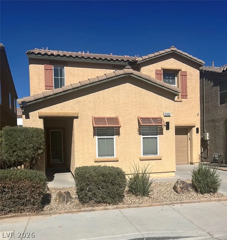 4 bed, 3.0 bath, 1615 sqft, $2,300 — Photo 3