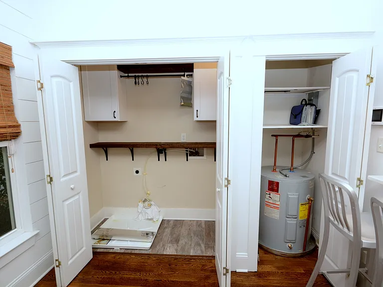 4116 Pretty Lake Ave — Photo 38