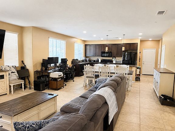 2nd image of 1665 Toledo Way Unit 3