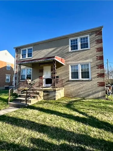 689 Smith Ave #2 Photo 1