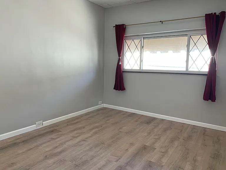 4776 Yew St — Photo 8