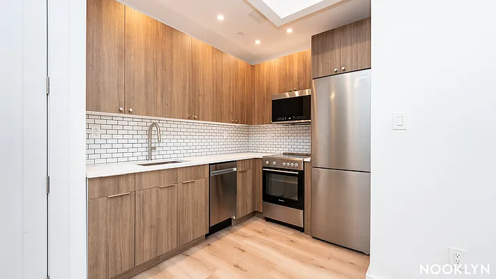 Rented by Nooklyn NYC LLC | media 20