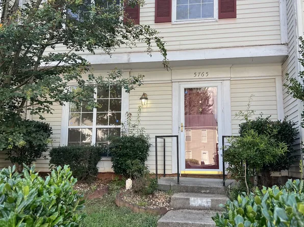 5765 Wells Cir #1, Stone Mountain, GA 30087