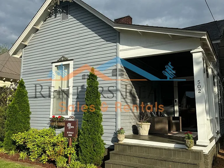 502 Clinton Ave E — Photo 16