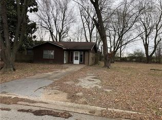 835 Eastgate St, Siloam Springs, AR 72761