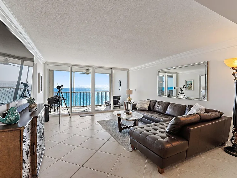 840 Ocean Dr #905 — Photo 11