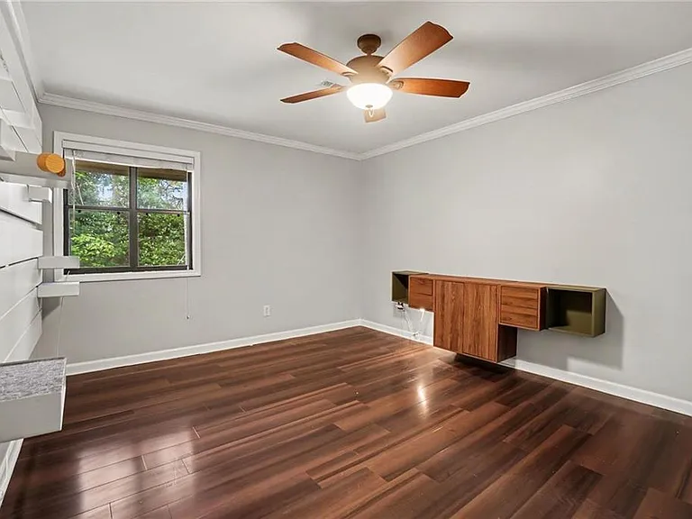 1006 Creatwood Cir SE — Photo 14