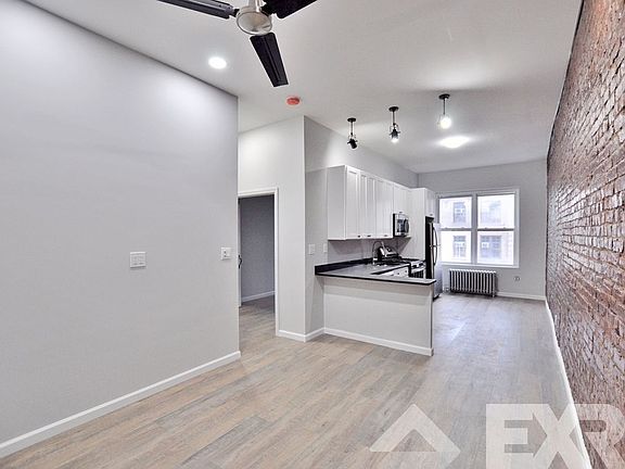 2nd image of 518 4th Ave #401