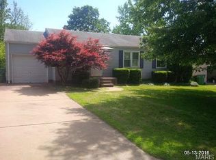 1236 Avant Dr, Saint Louis, MO 63137