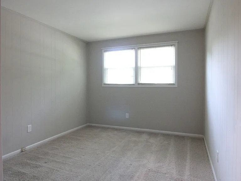 6211 Duntley Ct — Photo 47